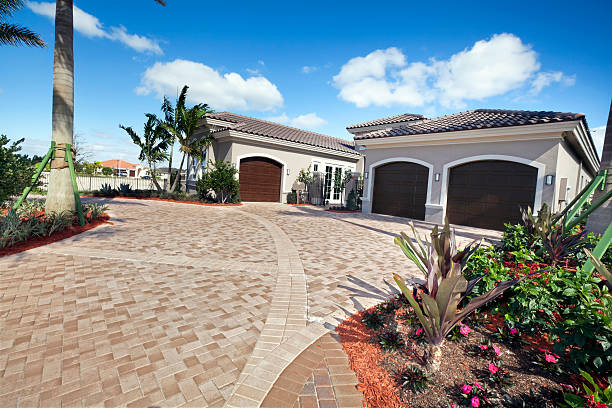 Best Local Driveway Pavers  in Dade City North, FL